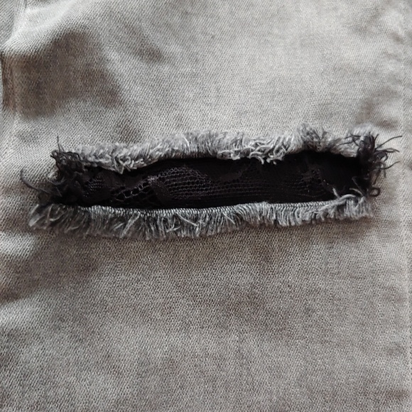 ANA (JCP) grey jeggings with lace on knee - Picture 2 of 4